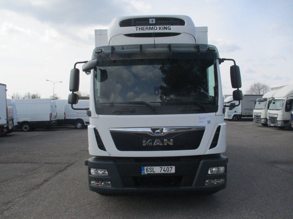 MAN TGM 12.250,Izotherm - Camion frigider: Foto 2 MAN TGM 12.250,Izotherm - Camion frigider: Foto 2