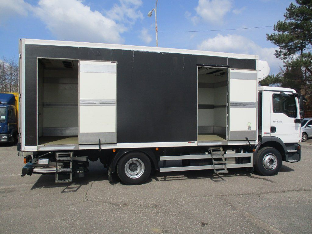 MAN TGM 12.250,Izotherm - Camion frigider: Foto 4 MAN TGM 12.250,Izotherm - Camion frigider: Foto 4