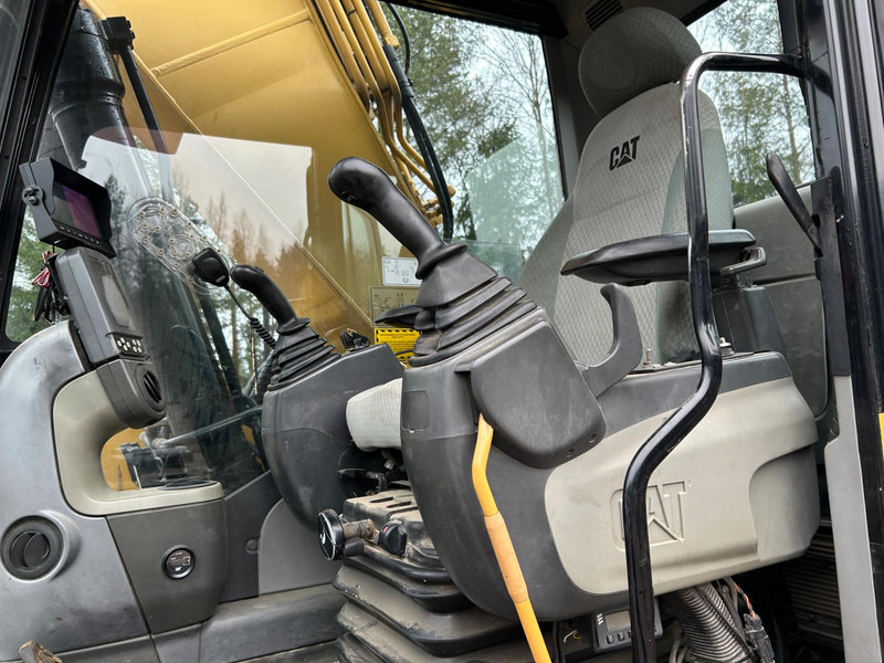 Excavator pe şenile Caterpillar 320D | 700 mm | ENGCON | WEBASTO: Foto 15