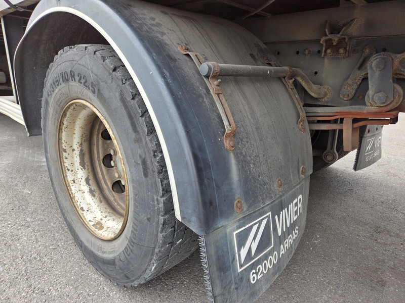 Mercedes-Benz Axor 1829 - full steel/lames - Camion cu prelată: Foto 4 Mercedes-Benz Axor 1829 - full steel/lames - Camion cu prelată: Foto 4