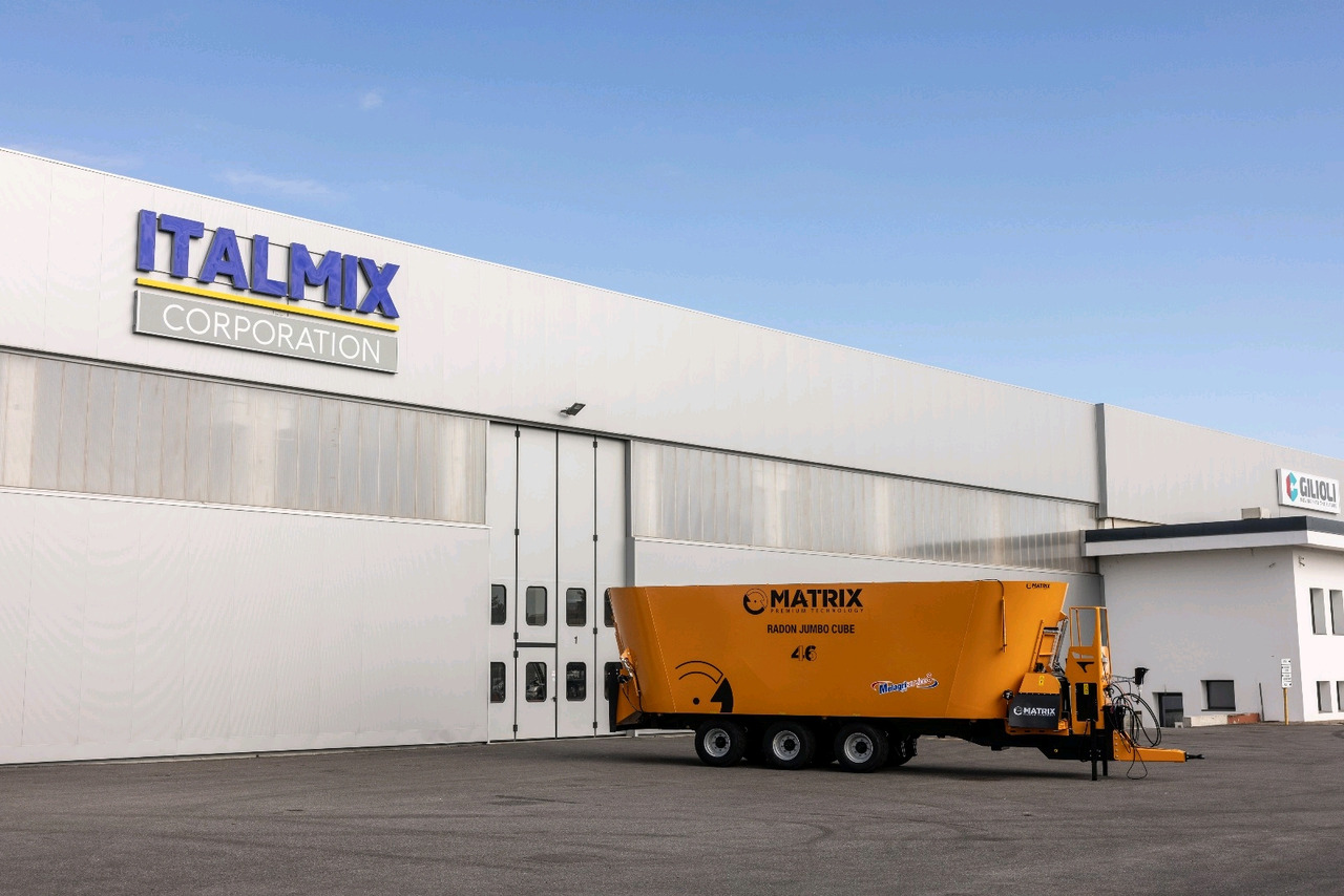 ITALMIX MATRIX RADON CUBE - Remorcă distribuit furaje: Foto 4 ITALMIX MATRIX RADON CUBE - Remorcă distribuit furaje: Foto 4