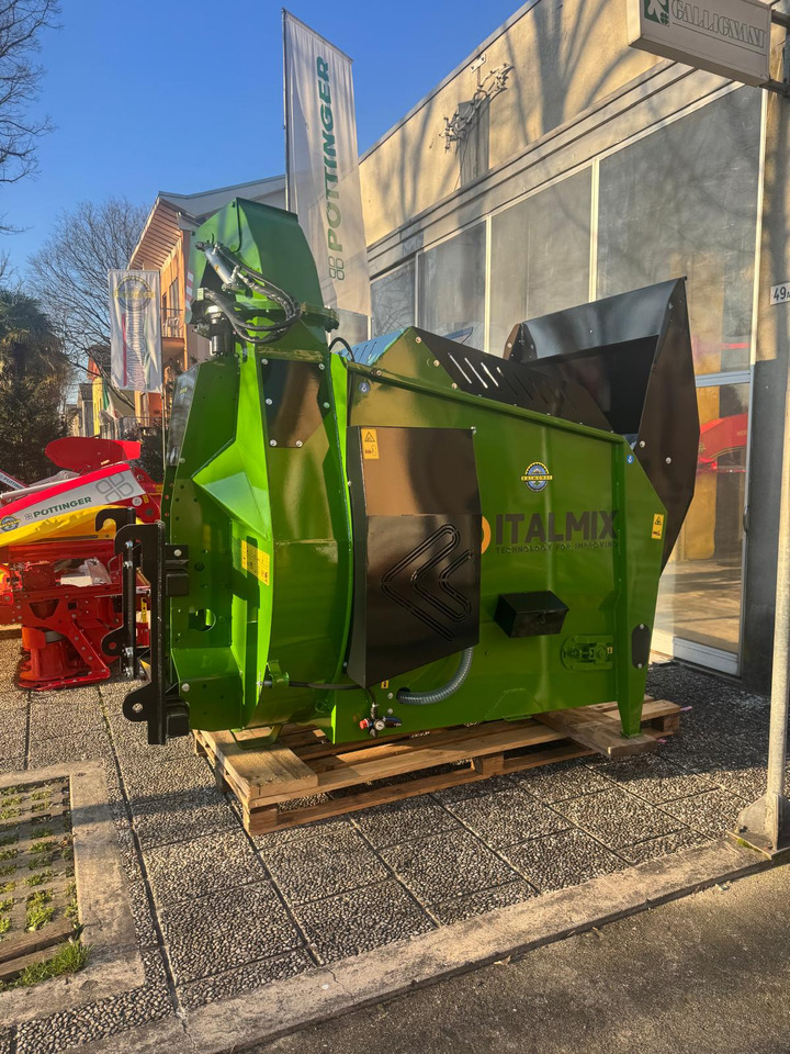 Italmix Agile power lp - Remorcă distribuit furaje: Foto 1 Italmix Agile power lp - Remorcă distribuit furaje: Foto 1