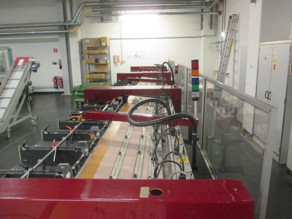 Mașină de tipar Setmaster 22 Stations A 3 Oversize Belt Transport System Gathering Machine: Foto 11 Mașină de tipar Setmaster 22 Stations A 3 Oversize Belt Transport System Gathering Machine: Foto 11