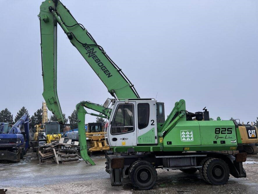 Sennebogen 825 - Excavator pentru manipulare de materiale: Foto 2 Sennebogen 825 - Excavator pentru manipulare de materiale: Foto 2