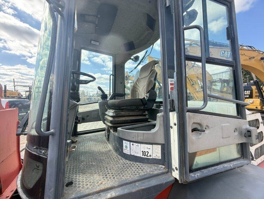 Încărcător frontal pe pneuri Terex TL120: Foto 13 Încărcător frontal pe pneuri Terex TL120: Foto 13