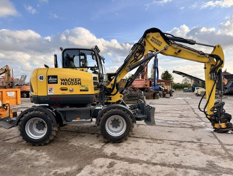 Wacker Neuson EW100 - Excavator pe roţi: Foto 1 Wacker Neuson EW100 - Excavator pe roţi: Foto 1
