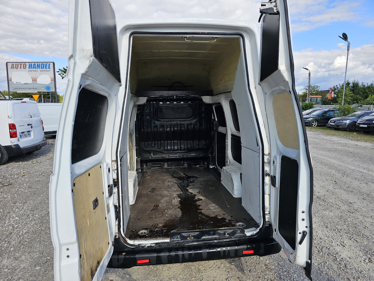 NISSAN E-NV200 ELEKTRYCZNY 40 KV 250 km KLIMA KAMERA - Autoutilitară compactă, Autoutilitară electrică: Foto 2 NISSAN E-NV200 ELEKTRYCZNY 40 KV 250 km KLIMA KAMERA - Autoutilitară compactă, Autoutilitară electrică: Foto 2