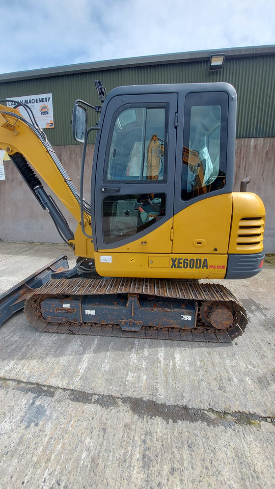 - Excavator pe şenile: Foto 5 - Excavator pe şenile: Foto 5