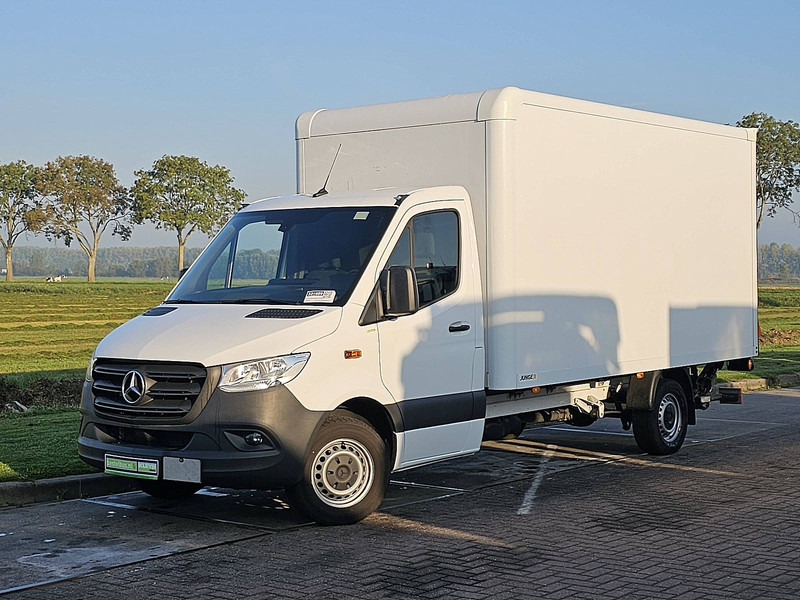 Mercedes-Benz Sprinter 317 Bakwagen Laadklep! - Autoutilitară box: Foto 2 Mercedes-Benz Sprinter 317 Bakwagen Laadklep! - Autoutilitară box: Foto 2