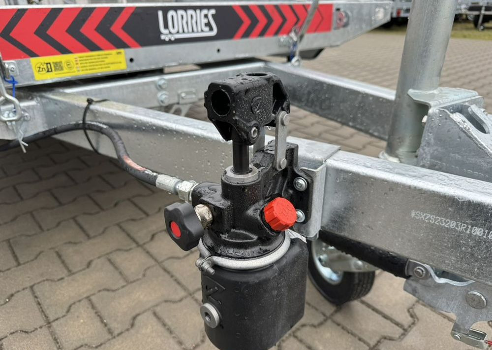Remorcă transport auto nou Lorries PLI35-6021 - laweta trzyosiowa uchylna lampy LED pompa hydrauliczna wypełnienie podłogi ALU: Foto 16 Remorcă transport auto nou Lorries PLI35-6021 - laweta trzyosiowa uchylna lampy LED pompa hydrauliczna wypełnienie podłogi ALU: Foto 16