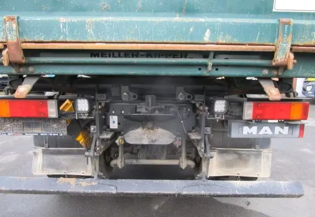 MAN TGS 18.360 4x4 BB – Meiller 3-stronna wywrotka | Euro 5 | 216 tys. km - Camion basculantă: Foto 5 MAN TGS 18.360 4x4 BB – Meiller 3-stronna wywrotka | Euro 5 | 216 tys. km - Camion basculantă: Foto 5