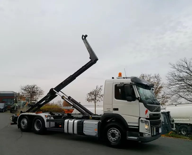 Volvo FM 410 • 6x2 • Meiller z systemem HDS (roll-off) • Euro 6 • Przebieg 251235 km • - Camion cu cârlig: Foto 2 Volvo FM 410 • 6x2 • Meiller z systemem HDS (roll-off) • Euro 6 • Przebieg 251235 km • - Camion cu cârlig: Foto 2