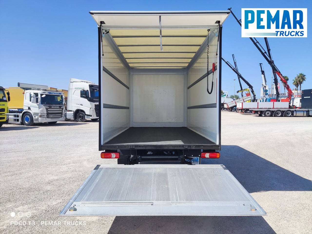 Autoutilitară box IVECO DAILY 35C16 CAJA CERRADA DOBLE RUEDA: Foto 10 Autoutilitară box IVECO DAILY 35C16 CAJA CERRADA DOBLE RUEDA: Foto 10