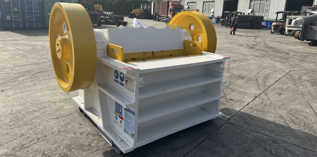 Kinglink Concasseur à mâchires PEX1047 | PEX250*1200 - Concasor cu fălci: Foto 2 Kinglink Concasseur à mâchires PEX1047 | PEX250*1200 - Concasor cu fălci: Foto 2