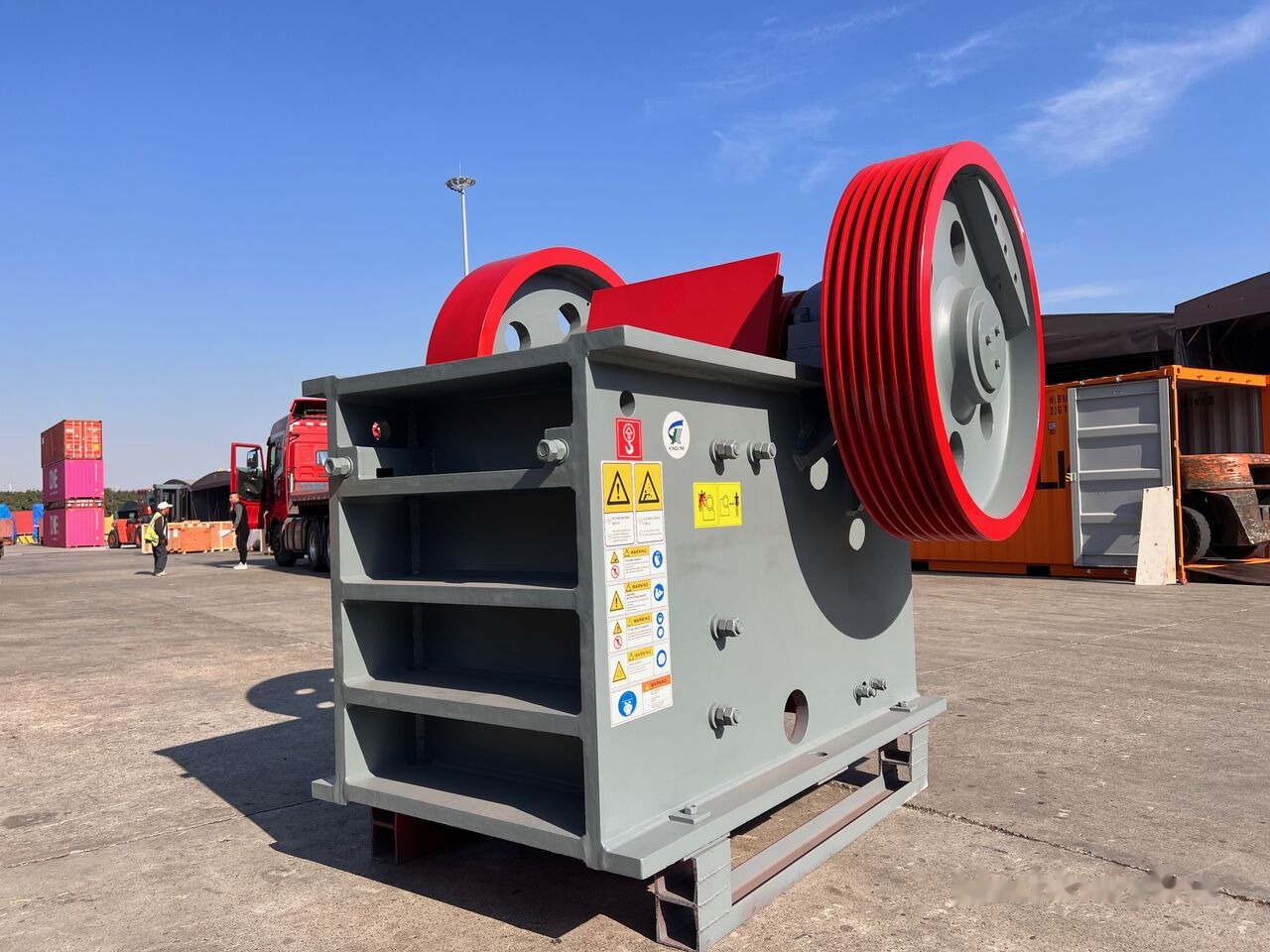 Kinglink PE500x750 Jaw Crusher | PE2030 For Hard Rock Stone - Concasor cu fălci: Foto 4 Kinglink PE500x750 Jaw Crusher | PE2030 For Hard Rock Stone - Concasor cu fălci: Foto 4