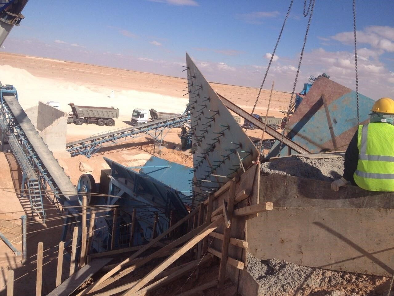 Kinglink PE800X1060 Phosphate Jaw Crusher - Concasor cu fălci: Foto 5 Kinglink PE800X1060 Phosphate Jaw Crusher - Concasor cu fălci: Foto 5