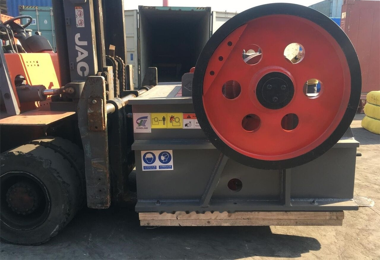 Kinglink PEX250X1200 | PEX1047 Secondary Stage Jaw Crusher - Concasor cu fălci: Foto 1 Kinglink PEX250X1200 | PEX1047 Secondary Stage Jaw Crusher - Concasor cu fălci: Foto 1