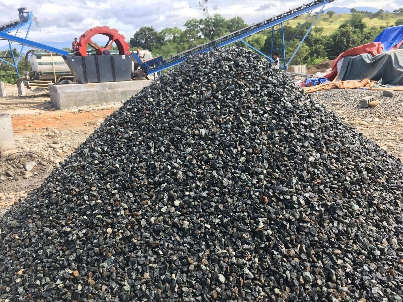 Concasor mobil nou Kinglink USINE DE CONCASSAGE DE PIERRES DE RIVIÈRE DE 150 TPH: Foto 6