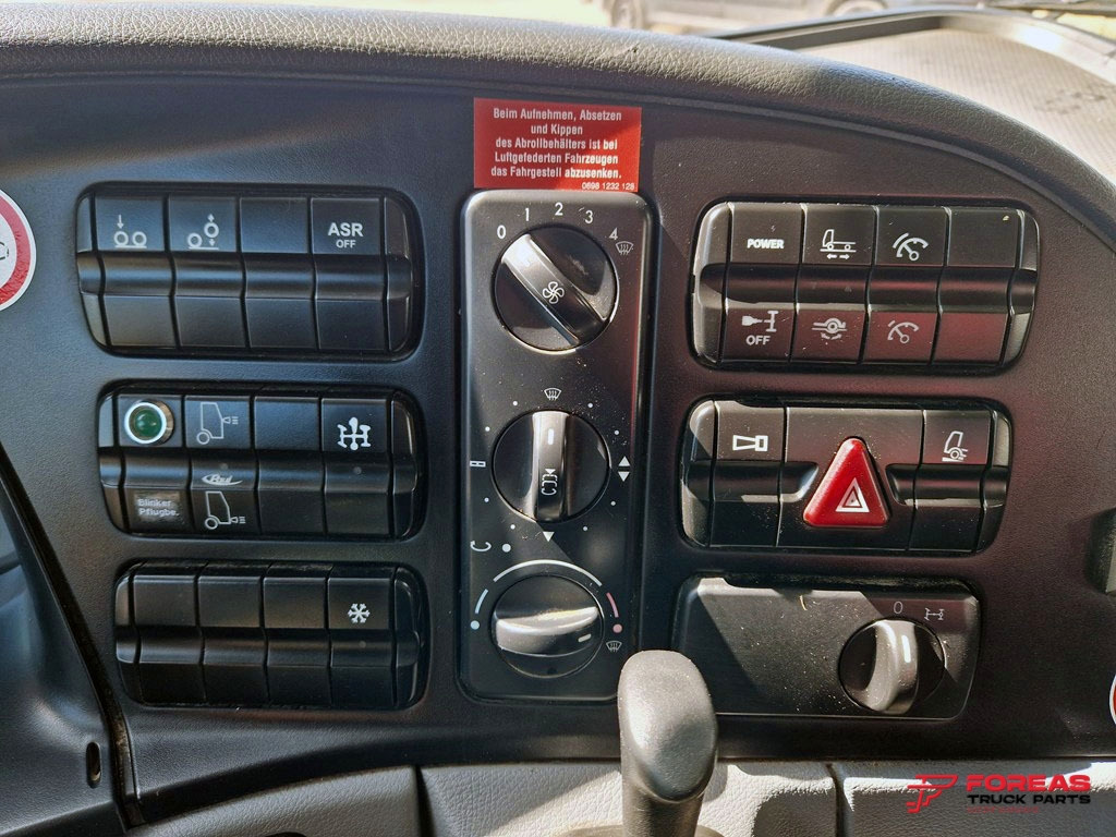 Cabină MERCEDES ACTROS MP2 MEDIUM: Foto 9