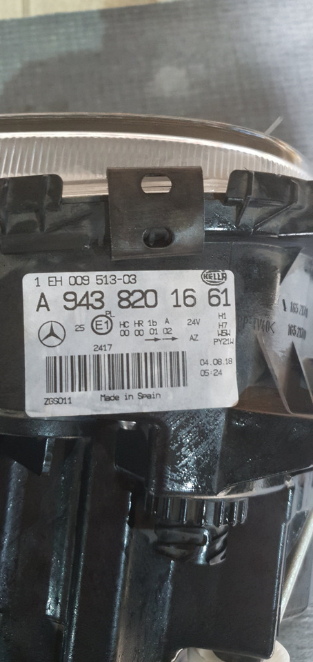 MERCEDES-BENZ ACTROS MP III - DRIVER - Far pentru Camion: Foto 4 MERCEDES-BENZ ACTROS MP III - DRIVER - Far pentru Camion: Foto 4