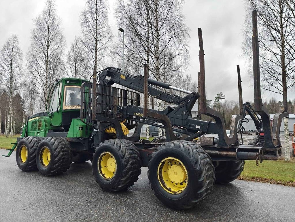 John Deere 1210 E - Forwarder: Foto 3 John Deere 1210 E - Forwarder: Foto 3