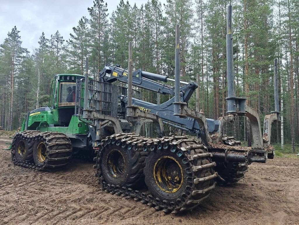 John Deere 1510 G - Forwarder: Foto 3 John Deere 1510 G - Forwarder: Foto 3