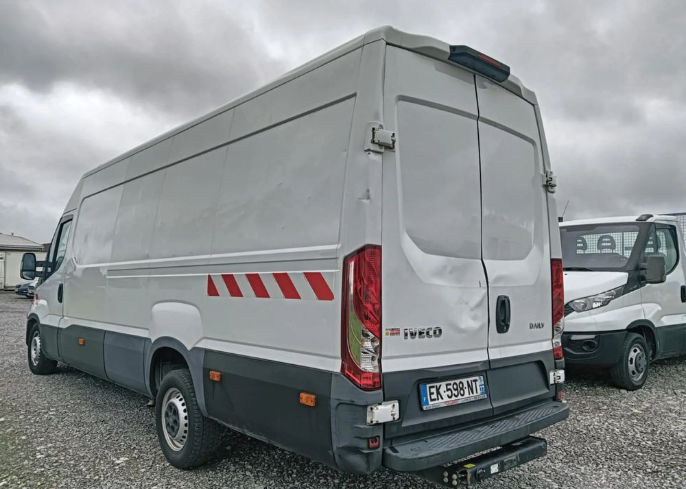 Iveco 35S14,35S13,35C13,35C12, - Dubă: Foto 2 Iveco 35S14,35S13,35C13,35C12, - Dubă: Foto 2