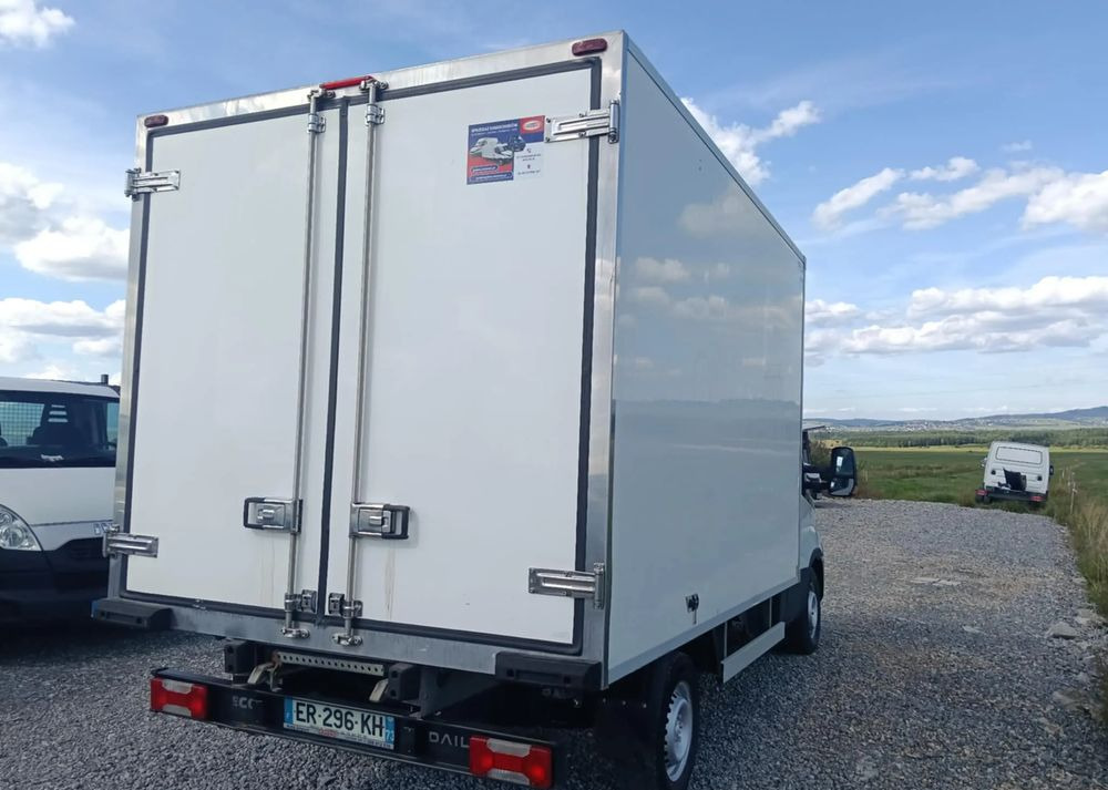 Iveco 35S16, 35S15, 35S14, 35S13, 35C13, 35C14 - Autoutilitară frigorifica: Foto 3 Iveco 35S16, 35S15, 35S14, 35S13, 35C13, 35C14 - Autoutilitară frigorifica: Foto 3