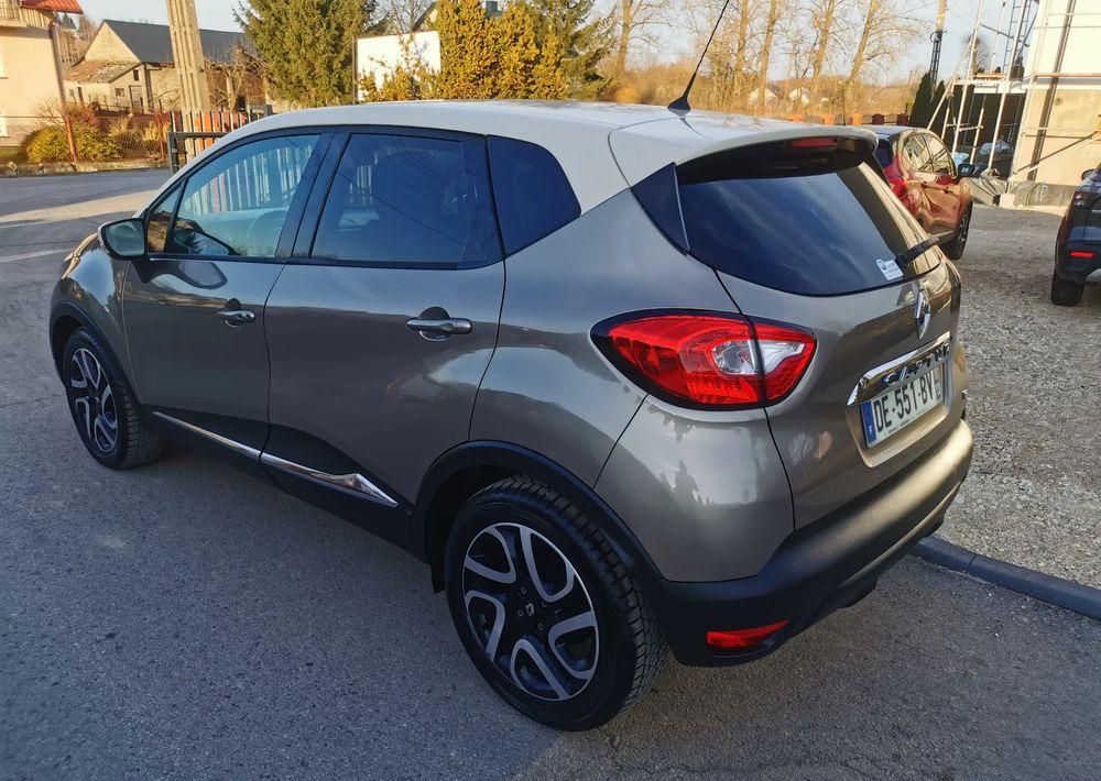 Renault Captur 0.9 Energy TCe Intens - SUV: Foto 5 Renault Captur 0.9 Energy TCe Intens - SUV: Foto 5
