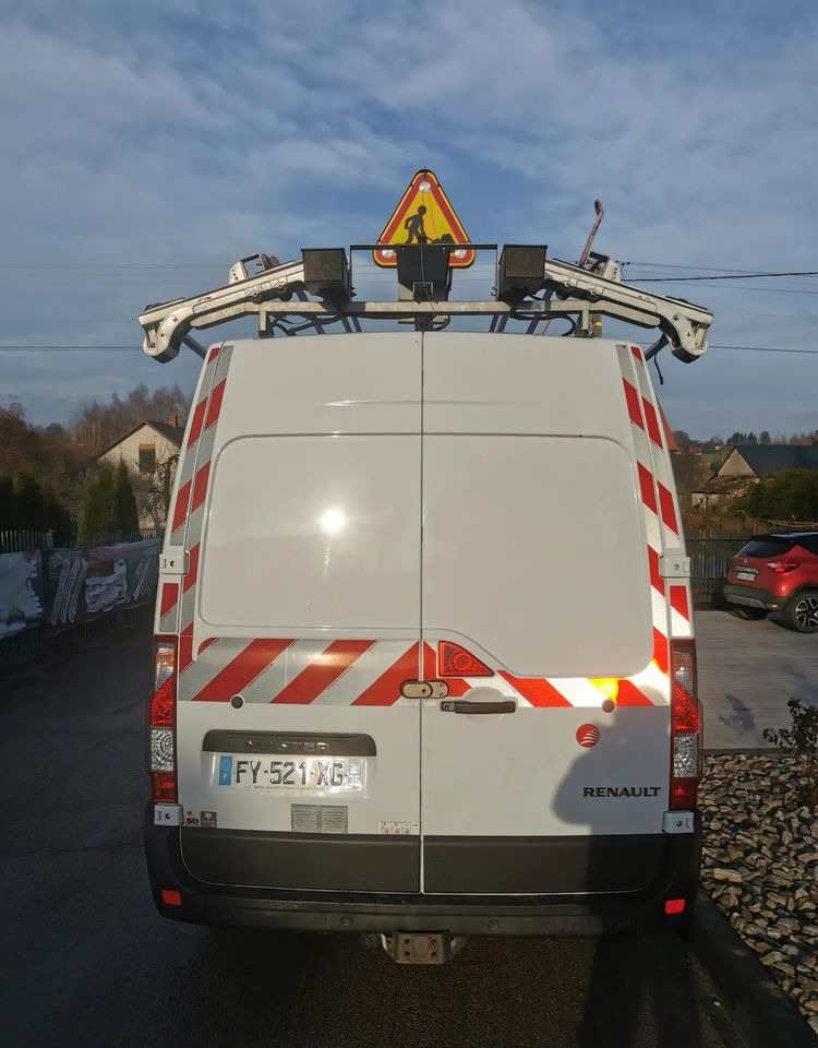 Renault Master L3H2 ładny 2.3dCi-135KM 6-biegów Klima bagażnik dachowy nawigacja - Dubă: Foto 5 Renault Master L3H2 ładny 2.3dCi-135KM 6-biegów Klima bagażnik dachowy nawigacja - Dubă: Foto 5