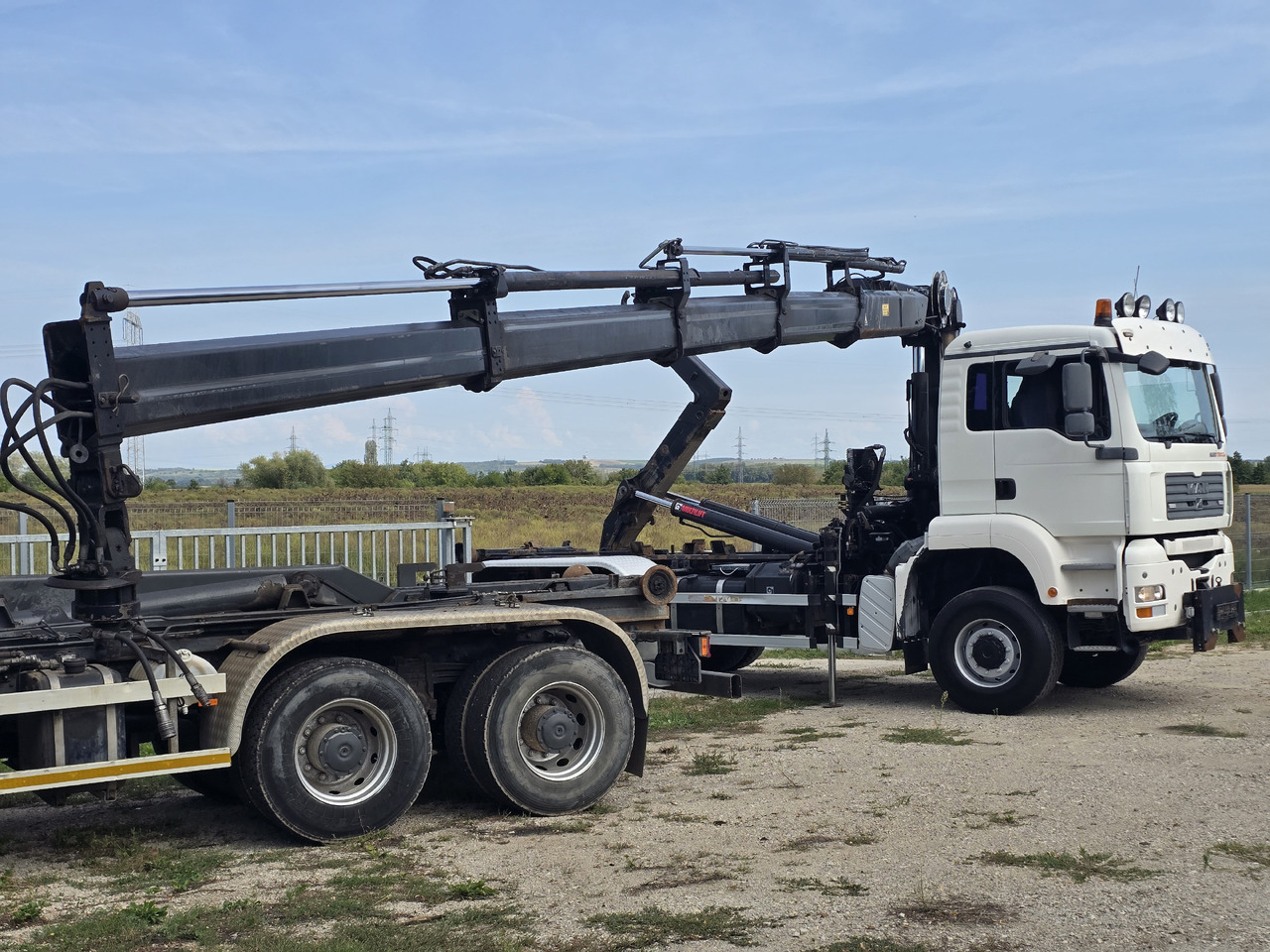 MAN TGA 26.440 6X6 / HOOK SYSTEM / HIAB 166D REMOTE - Camion cu cârlig, Camion cu macara: Foto 4 MAN TGA 26.440 6X6 / HOOK SYSTEM / HIAB 166D REMOTE - Camion cu cârlig, Camion cu macara: Foto 4