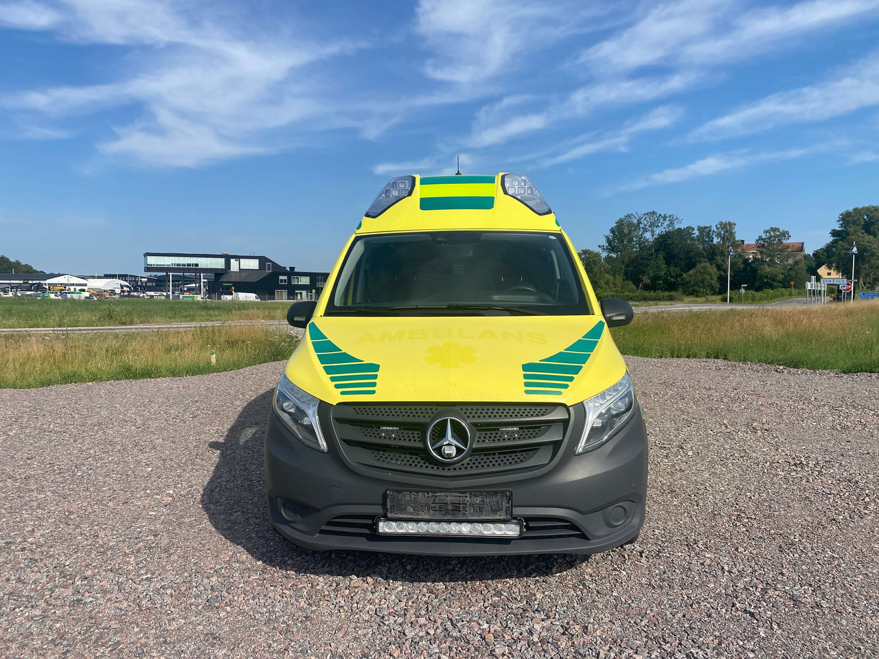 MERCEDES-BENZ Vito 119 4x4 - Ambulans / AMBULANCE - Ambulanță: Foto 4 MERCEDES-BENZ Vito 119 4x4 - Ambulans / AMBULANCE - Ambulanță: Foto 4