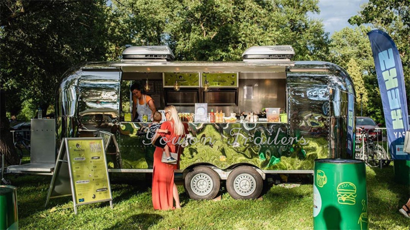 YOWON European standard food trailer with CE certificate - Rulota comerciala: Foto 1 YOWON European standard food trailer with CE certificate - Rulota comerciala: Foto 1