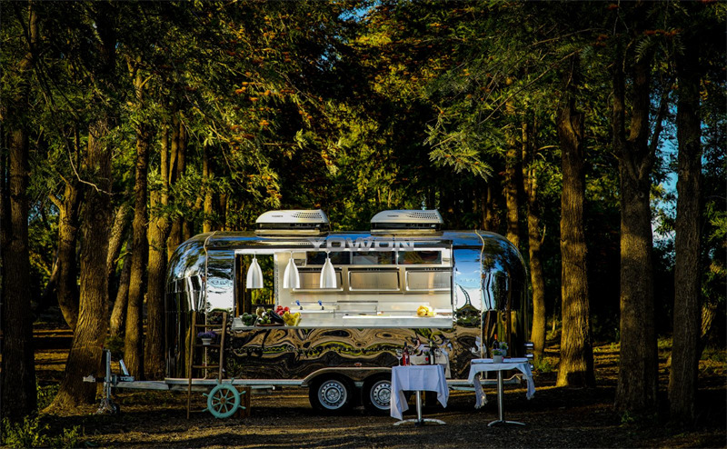 Yowon commercial food vending trailer Airstream type food truck - Rulota comerciala: Foto 2 Yowon commercial food vending trailer Airstream type food truck - Rulota comerciala: Foto 2