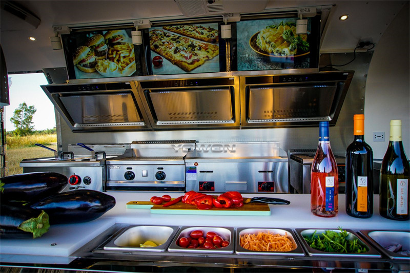 Yowon commercial food vending trailer Airstream type food truck - Rulota comerciala: Foto 4 Yowon commercial food vending trailer Airstream type food truck - Rulota comerciala: Foto 4