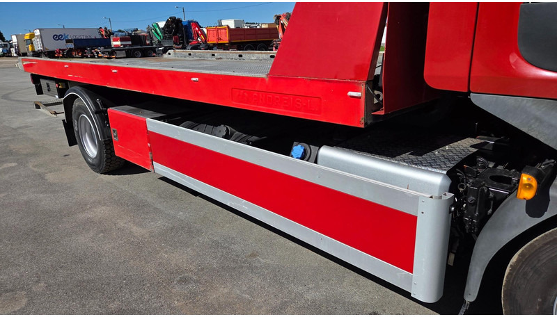 Maşină de tractare Volvo FL250 4X2: Foto 10 Maşină de tractare Volvo FL250 4X2: Foto 10