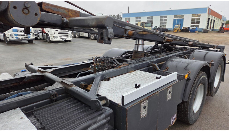 Volvo FM420 6X2 manual full steel - Camion cu sistem de cablu: Foto 5 Volvo FM420 6X2 manual full steel - Camion cu sistem de cablu: Foto 5