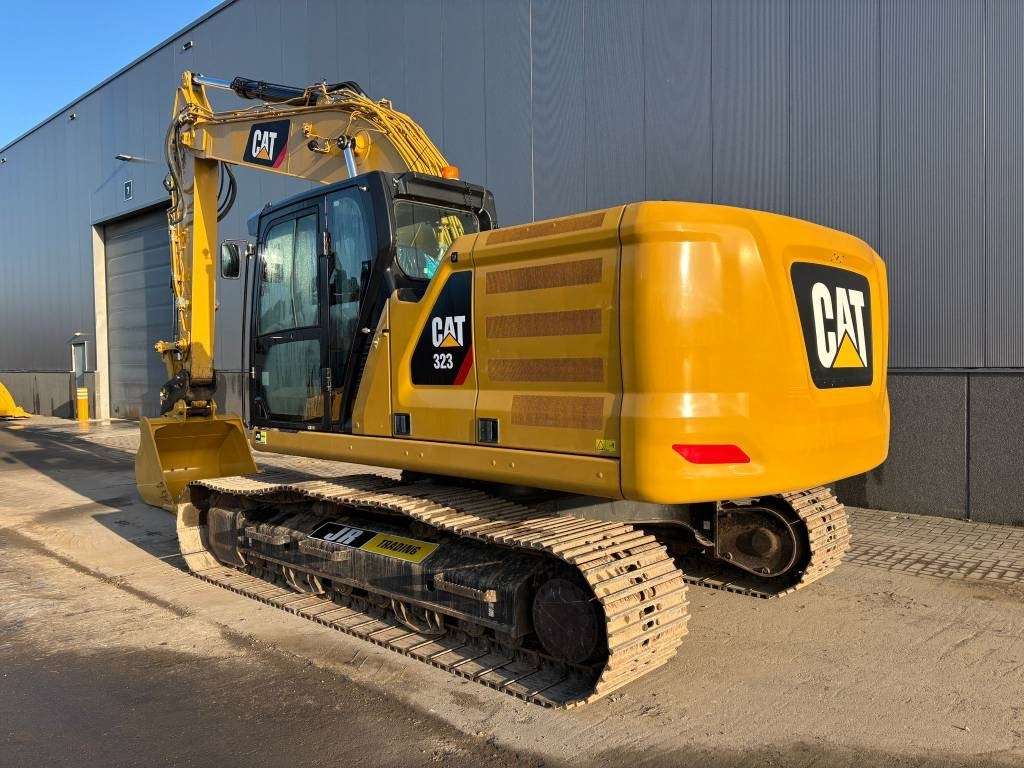 CAT 323 - Excavator pe şenile: Foto 3 CAT 323 - Excavator pe şenile: Foto 3