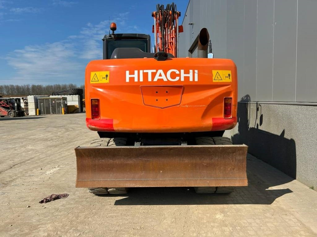 Hitachi ZX 140 W-5B - Excavator pe roţi: Foto 4 Hitachi ZX 140 W-5B - Excavator pe roţi: Foto 4