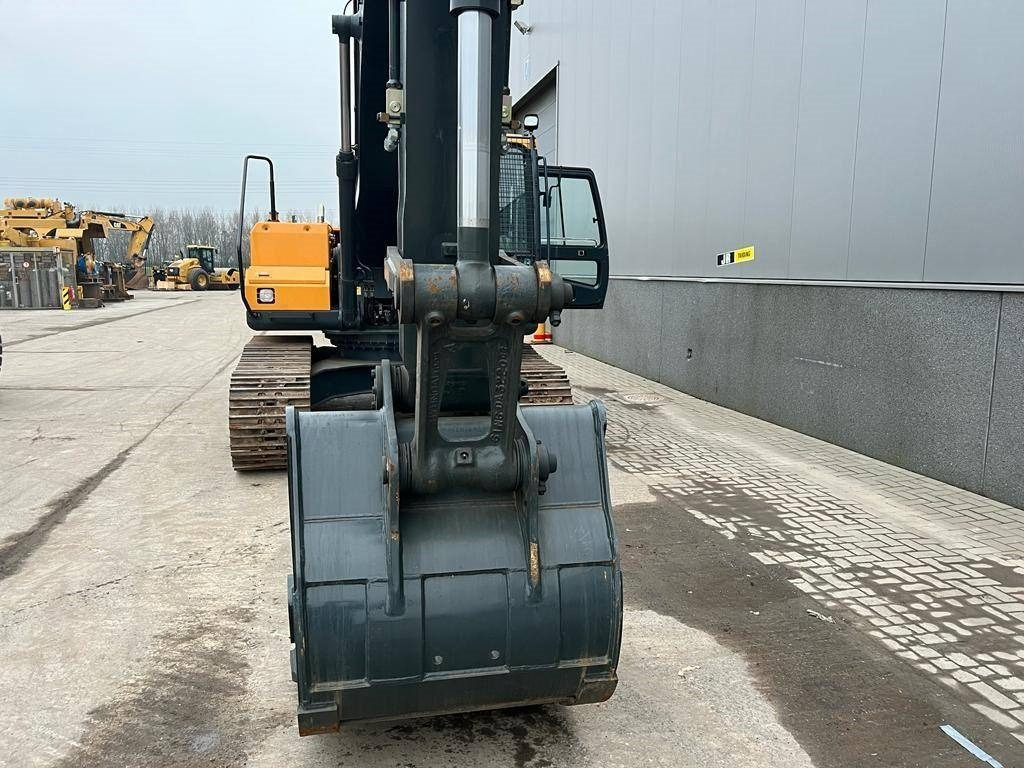 Excavator pe şenile nou Hyundai R 210 (New / Non CE Certified): Foto 14