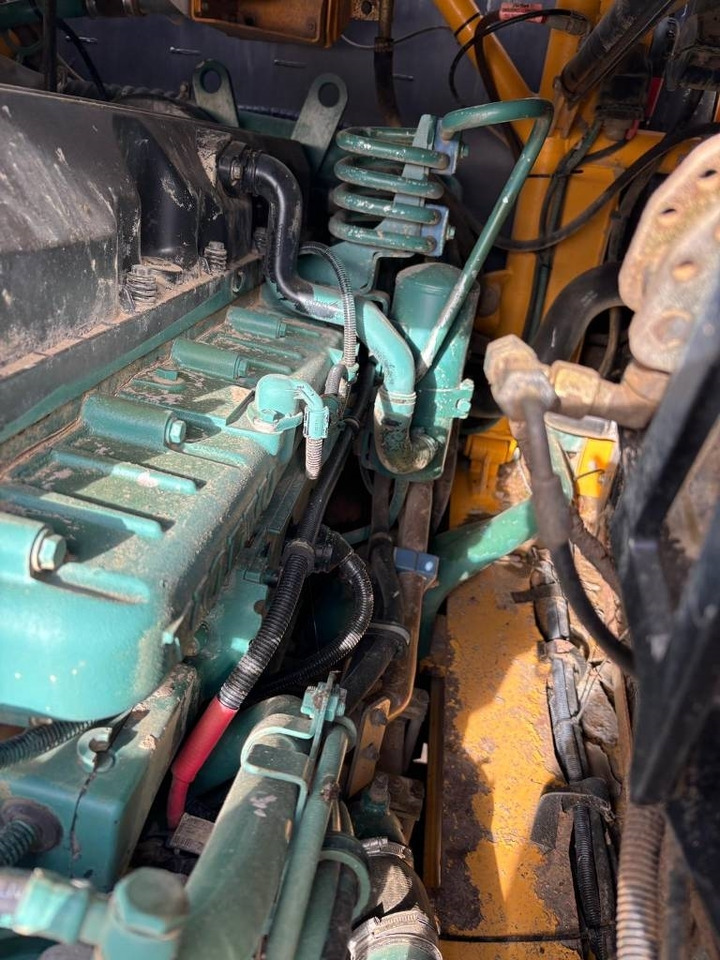 Camion articulat Volvo A 30 D: Foto 16