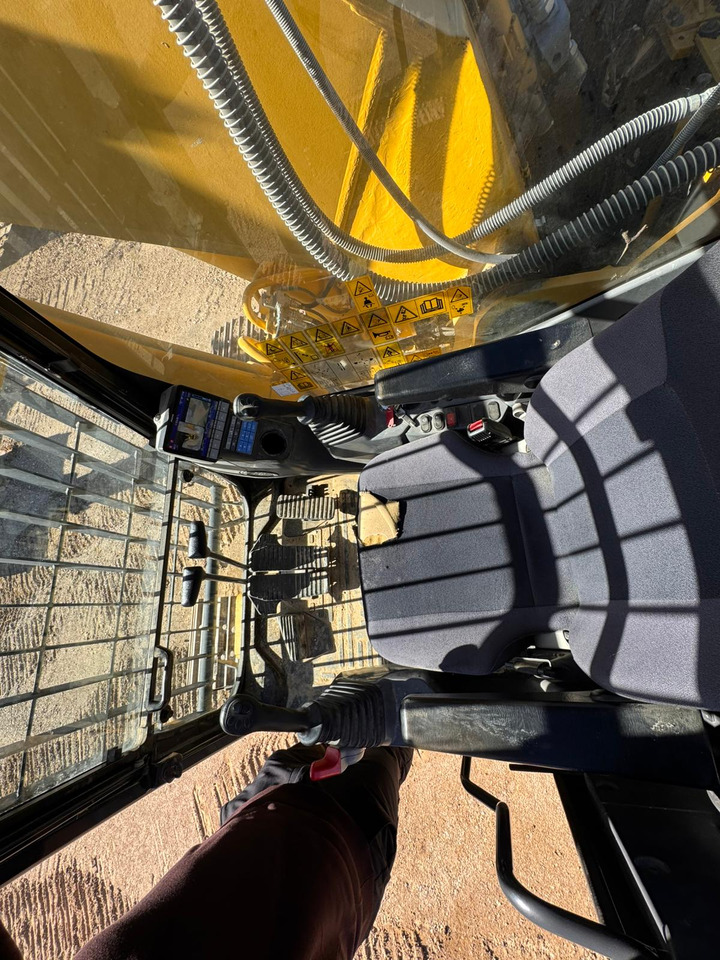 KOMATSU PC210 NLC-11 - Mini excavator: Foto 4 KOMATSU PC210 NLC-11 - Mini excavator: Foto 4