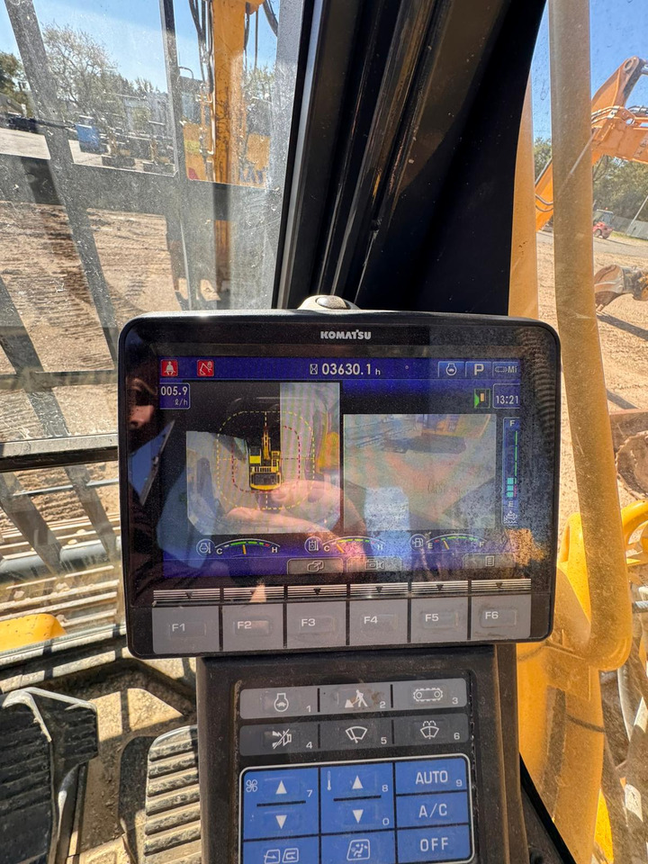 KOMATSU PC210 NLC-11 - Mini excavator: Foto 3 KOMATSU PC210 NLC-11 - Mini excavator: Foto 3