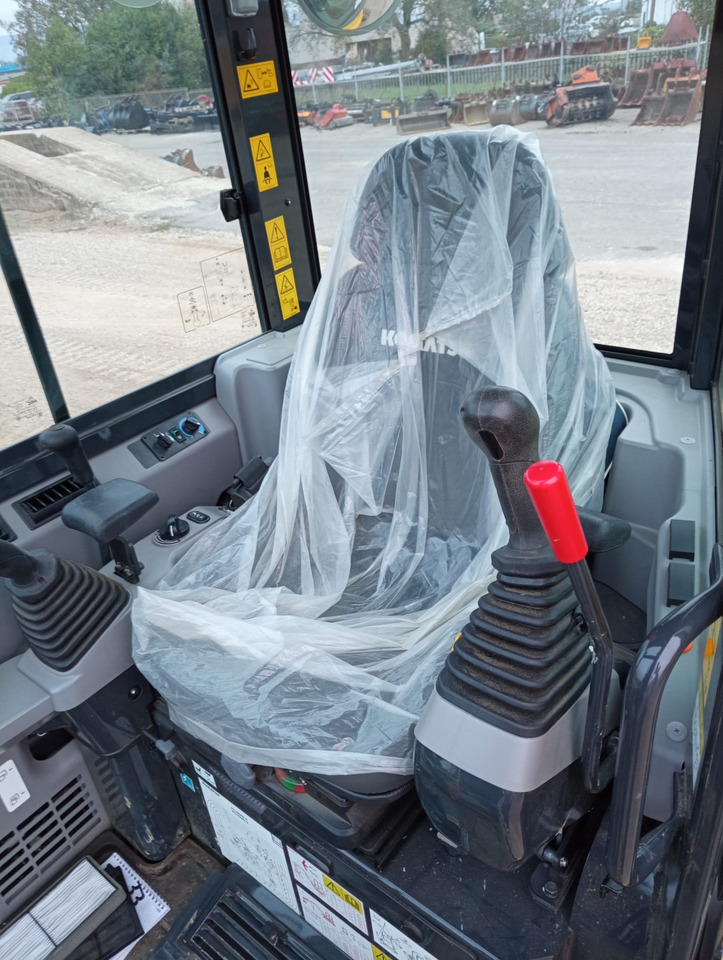 KOMATSU PC35MR-5 - Mini excavator: Foto 4 KOMATSU PC35MR-5 - Mini excavator: Foto 4