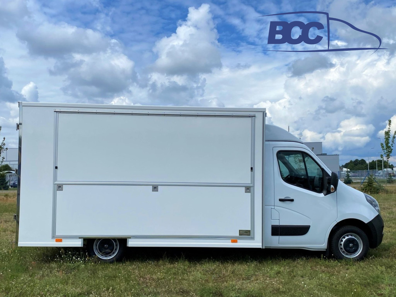 BCC POLSKA - MOBILNE CENTRUM SZKOLENIOWE, EXPO TRUCK, MOBILNE BIURO, SAMOCHÓD EKSPOZYCYJNY, PEUGEOT BOXER - Autorulota comerciala: Foto 3 BCC POLSKA - MOBILNE CENTRUM SZKOLENIOWE, EXPO TRUCK, MOBILNE BIURO, SAMOCHÓD EKSPOZYCYJNY, PEUGEOT BOXER - Autorulota comerciala: Foto 3