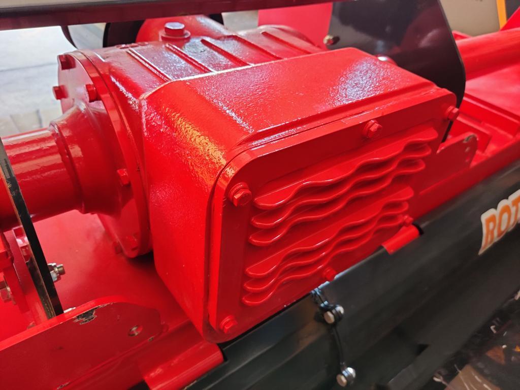 Novatar - Freză de pământ: Foto 4 Novatar - Freză de pământ: Foto 4