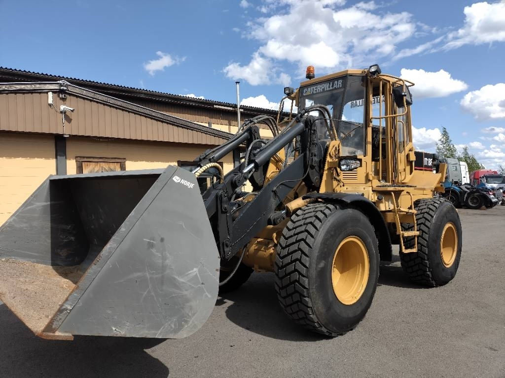 CAT IT18 F Hieno kone, pikakiinike,lisähydr. - Încărcător frontal pe pneuri: Foto 2 CAT IT18 F Hieno kone, pikakiinike,lisähydr. - Încărcător frontal pe pneuri: Foto 2