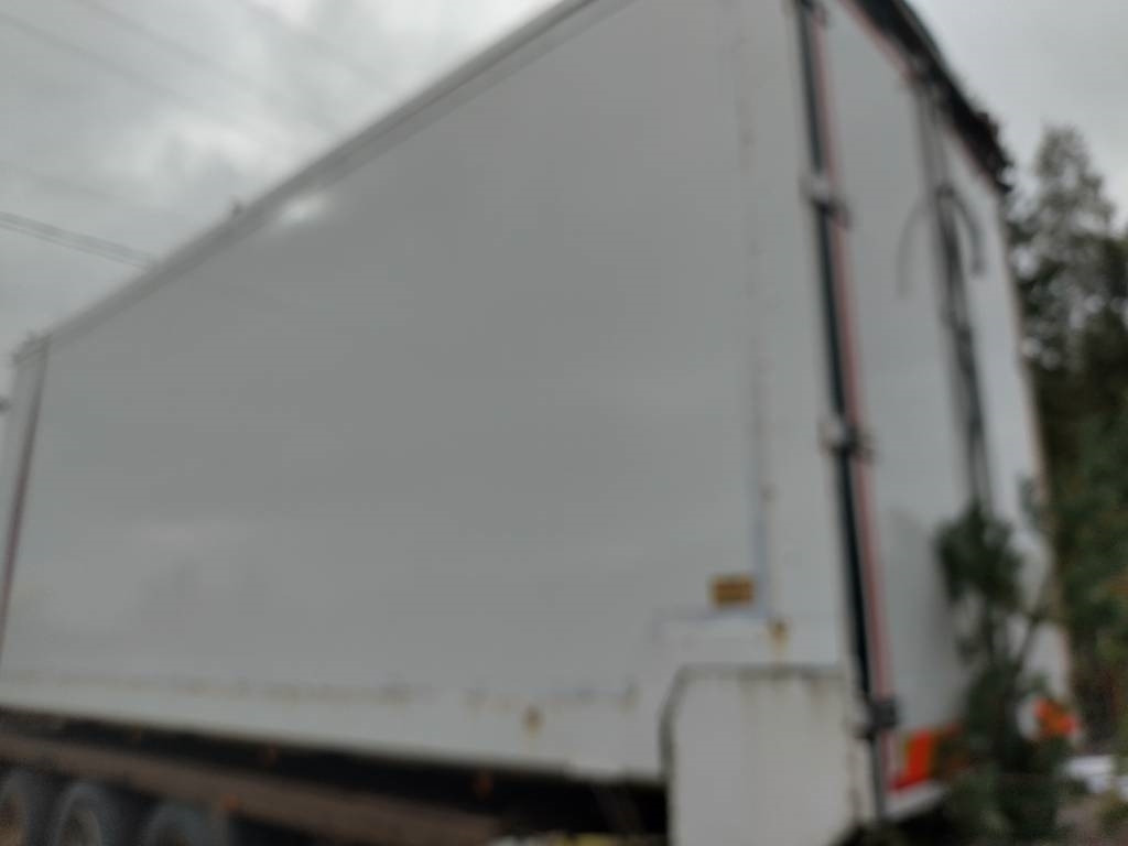 Ketjupurku Hakekori Sivuauk. 56mottia - Platformă cu obloane: Foto 2 Ketjupurku Hakekori Sivuauk. 56mottia - Platformă cu obloane: Foto 2