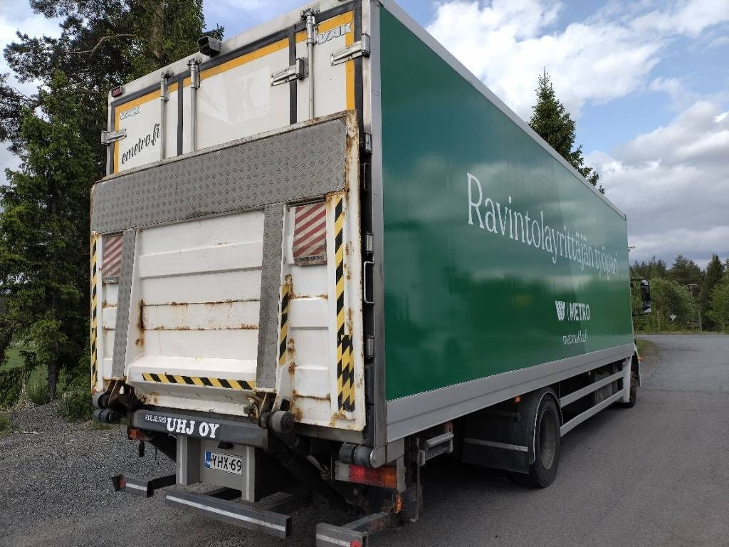 Mercedes-Benz Axor 1829 thermo king kone, 8,35m kori - Camion frigider: Foto 3 Mercedes-Benz Axor 1829 thermo king kone, 8,35m kori - Camion frigider: Foto 3