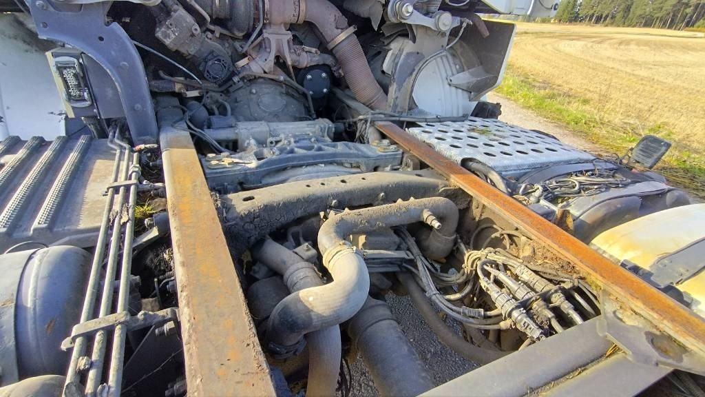 Scania R500 8x4 ilmajousi alusta - Camion şasiu: Foto 5 Scania R500 8x4 ilmajousi alusta - Camion şasiu: Foto 5